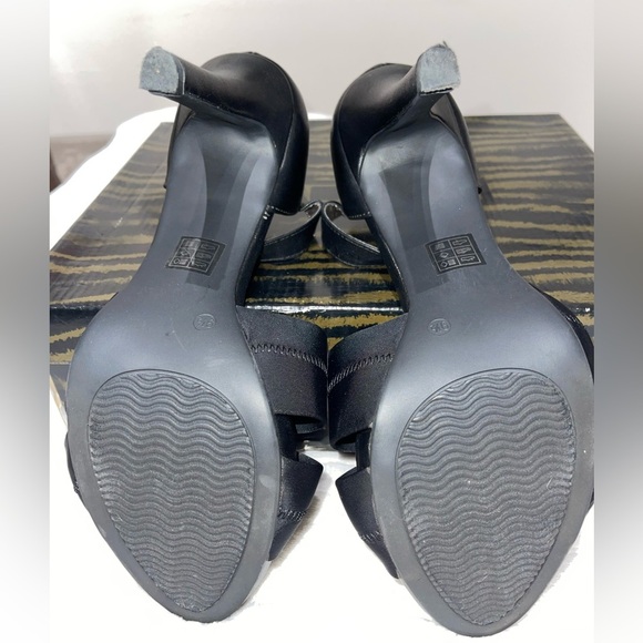 Moda Spana Jess Platform Sandal. Size 9 Black. Like New Condition No Flaws - Picture 6 of 9